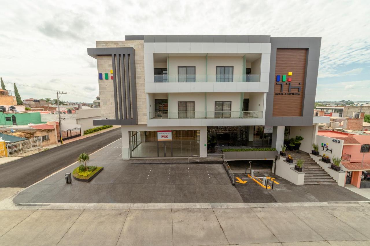 Th & Vivienda Hotel 4*