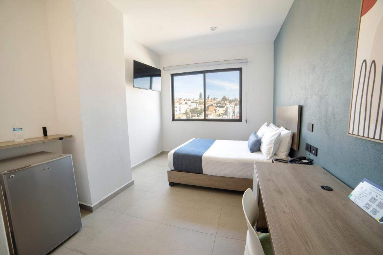Th & Vivienda Hotel 4*